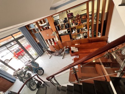 Bán nhà 60m , 4pn, 3wc, linh xuân, thủ đức, 5.2 tỷ, sổ hồng 0