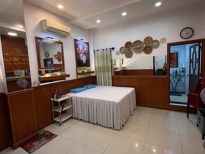 Nhà mặt tiền hxt 5 tầng   6pn   gần trường chinh, chỉ 8 tỷ 1
