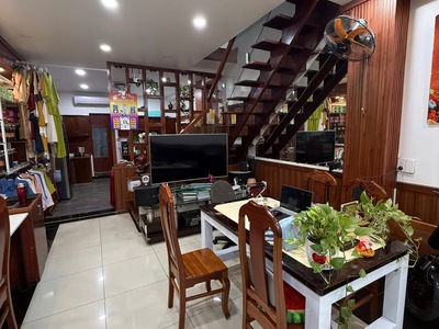 Nhà mặt tiền hxt 5 tầng   6pn   gần trường chinh, chỉ 8 tỷ 2