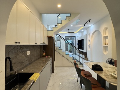 Bán nhà an dương vương - võ văn kiệt - bình tân - gáp q8 - hẻm 6m - nhỉnh 5 tỉ 2