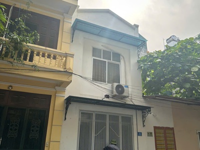 Bán nhà xinh ngọc thuỵ ở ngay -dân xây - ô tô - 38m2  - nhỉnh 5 tỷ  thương lượng 0