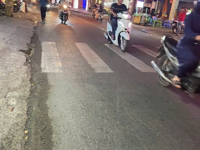 Bán nhà mặt tiền 4x20m giá 9,5 tỷ đường nguyễn văn quá 2