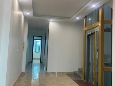 Cho thuê nhà 5 tầng mặt đường Tôn Đức Thắng, Khai Quang 0