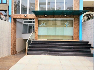 Tòa nhà siêu đẹp, giá tốt, ngay chợ bà chiểu, bình thạnh giá tốt nhất 2