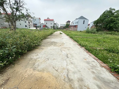Đất đẹp tổ 9, tt quang minh, mê linh. gần kcn và trường cd y dược tuệ tĩnh 2