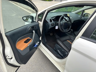 Ford Fiesta 2011 1.6 AT Sedan - 115000 km 4