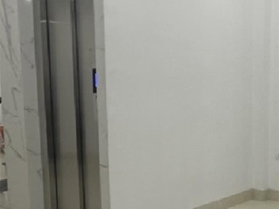 Nhà đẹp   thang máy   ngay công viên thống nhất   phố nguyễn đình chiểu   trung tâm hai bà trưng 2