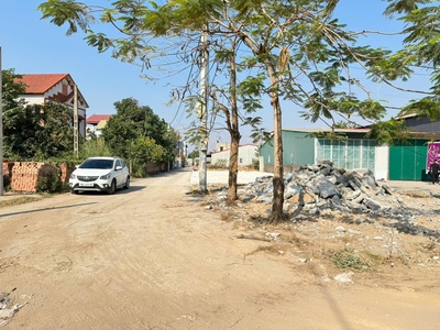 Bán 100m đất tổ 9 tt quang minh, mê linh. lô góc 2 mặt tiền, đường nhựa, vỉa hè 2