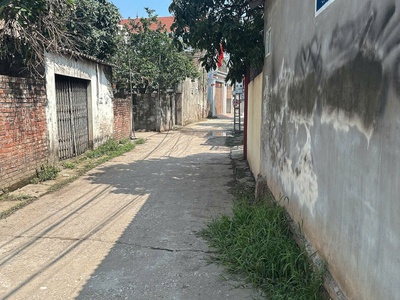 Đã tách thành 2 lô 96.4 m2 và 85.5 m2  - đ/c : chúc đồng - thụy hương - chương mỹ - hà nội. 4