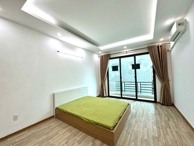 Chính chủ bán 34,5m2 nhà 5 tầng ngõ 145 Phúc Lợi. Gần trường học các cấp và chợ 8