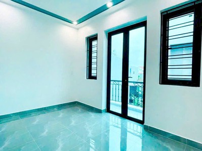 Nhà đẹp 3 tầng độc lập, sân cổng, ngõ ô tô - gần Hoàng Huy An Đồng. 3