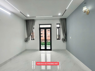 Giảm giá 100 triệu cần bán nhà  3,5 tấm , dt 4x14,  odt, 56m2  chỉ 6,25tỷ 3