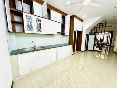 Bán nhà trương định, ô tô đỗ cửa, kinh doanh, 42m2. 8.2 tỷ 2