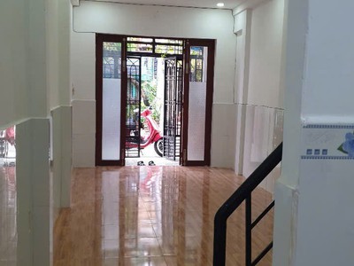 Bán nhà mặt phố trịnh hoài đức, q.9, 52m , 2 tầng, 4.5 tỷ, sổ hồng 0