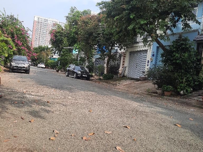 Nhà 45m2 hẻm xe hơi đỗ cổng - trường chinh - 5.5 tỷ lh 0374619562 0