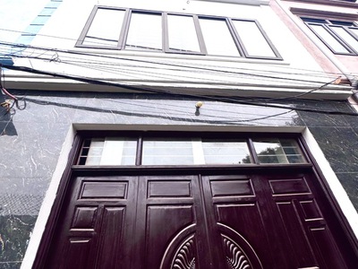 Bán nhà đẹp thoáng sáng tổ 15 yên nghĩa hà đông , ngõ thông thoáng 52m2 mặt tiền 4.5m giá rẻ  nhất 3