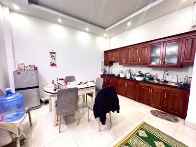 Bán nhà đẹp thoáng sáng tổ 15 yên nghĩa hà đông , ngõ thông thoáng 52m2 mặt tiền 4.5m giá rẻ  nhất 1