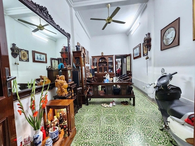 Bán nhà nguyễn viết xuân, hiếm ,dân trí cao, ngõ an ninh , 40 m2, nhỉnh 8 tỷ. 2