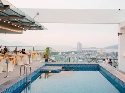 Chính chủ bán căn hộ centre point giá chỉ 3,2 tỷ, view sông hàn, bàn giao full nội thất 4