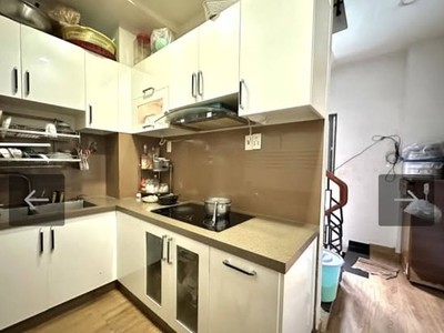 Nhà mặt tiền đường nguyễn đình chiểu quận phú nhuận phường 3. 2