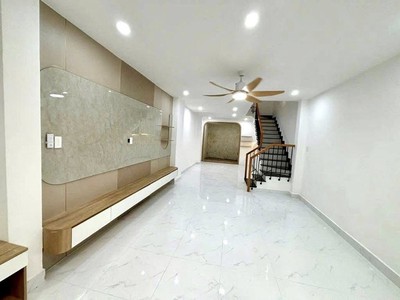 60m2, gấp bán nhà 5 tầng,hẻm xe hơi, 1/thống nhất, p11 gò vấp, 6.x tỷ 4