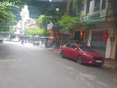 Phân lô trung kính 6 tầng, vỉa hè, lô góc 3 ô tô tránh, 3 mặt thoáng, 3 ô tỗ đỗ cửa, giá chỉ 2x tỷ 4