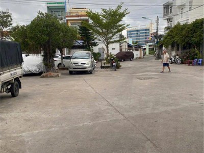 Bán nhà ngang 5m có sổ, phường phước tân, nha trang dt: 51,2m2 ngang 5m 1