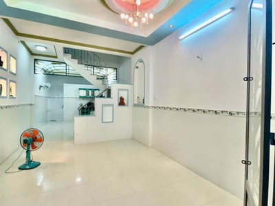 Khu víp quận 11 siêu rẻ hòa bình - 51m2 - 2 tầng - mới đẹp - cạnh bên đầm sen - nhỉnh 5 tỷ. 1
