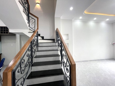 Bán nhà 4 tầng mới hẻm xe hơi 50m2 4.8 11 gần phạm văn đồng hiệp bình chánh thủ đức chỉ 7.35 tỷ xịn 1