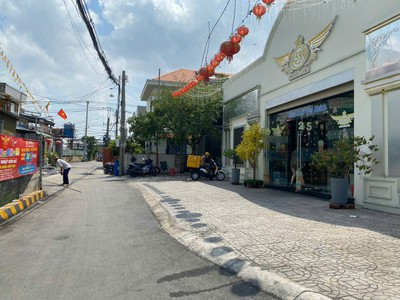 Cơ hội có 1 không 2 để sở hữu nhà phố thủ đức - vị trí vàng - giá mềm bất ngờ. 0