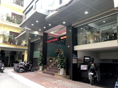 40 và 43m2 văn phòng cho thuê tại số 18 ngõ 11 thái hà. lh chủ nhà 2