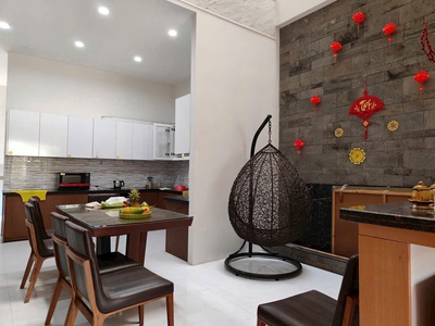 Cho thuê biệt thự siêu đẹp, full nội thất, gần ngã tư tân phong 2