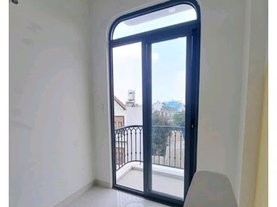Bán gấp  nhà mới xây q12 - tiện nghi full, thang máy, kinh doanh sinh lời ngay. 1