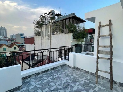 06 tầng thang máy - võ chí công - cầu giấy -  đầu ngõ thuận tiện - sổ đỏ chính chủ - duy nhất một 1