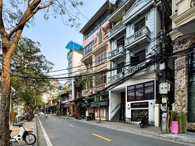 Bán nhà mặt phố ba đình 220m    10 tầng, cho thuê 6 tỷ/năm, đã hoàn công trên sổ 2