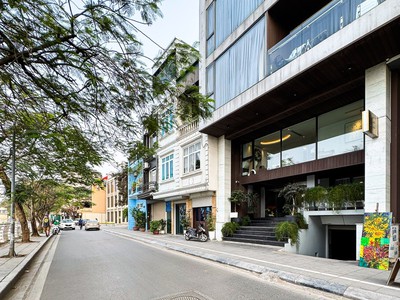 Giảm 10 tỷ bán gấp siêu phẩm mặt phố tây hồ 129m    8 tầng, giá 75  tỷ 0