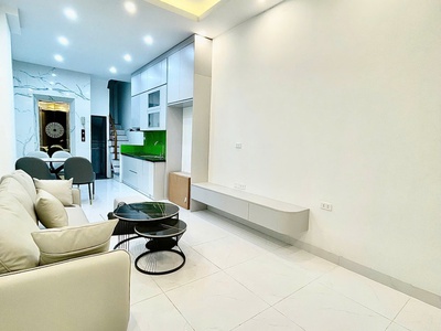 Siêu phẩm phú đô 6 tầng thang máy ngõ ô tô 7 chỗ vào nhà, mới tinh chưa ở 4