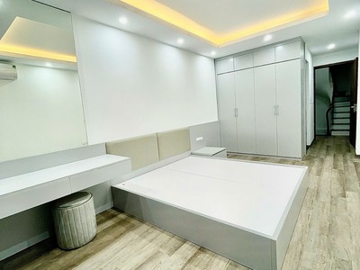 Siêu phẩm phú đô 6 tầng thang máy ngõ ô tô 7 chỗ vào nhà, mới tinh chưa ở 0