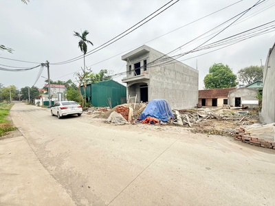 Lô đất trục chính kinh doanh thạch thất, sát khu công nghệ cao hoà lạc 1