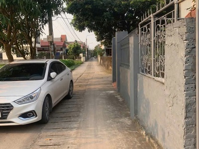 Sở hữu ngay lô đất mặt hồ quỳnh chân chỉ với 21 triệu/m ,150m2. cách công viên nước sunworld 500m 1
