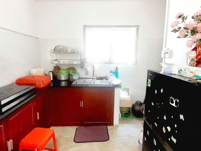 Rè  quá, nhà mặt tiền q2, dt 77m2, ngang khủng 8m, hẻm xe hơi, giá chỉ 9.6ty 4