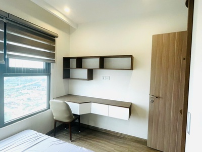 Chính chủ cần bán căn 2n  tầng trung full đồ phân khu s1, giá nhỉnh 4 tỷ 3
