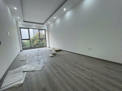 Bán nhà gấp trên phố huỳnh tấn phát, thiết kế hiện đại, gần trung tâm, tiện ích đủ đầy. 2