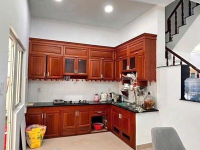 Nhà 70m2, hẻm lớn, full nội thất xịn, gần cao đẳng đêịn lực quận 12 2