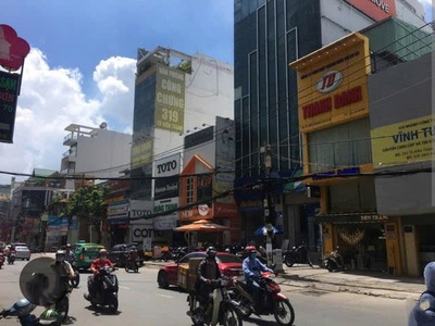 Giá mềm quận 10: 16.8 tỷ: nguyễn giản thanh -p.15 -dt: 61 m2   3.1 x 19.5 . kết cấu: 1 trệt, 3 lầu 4
