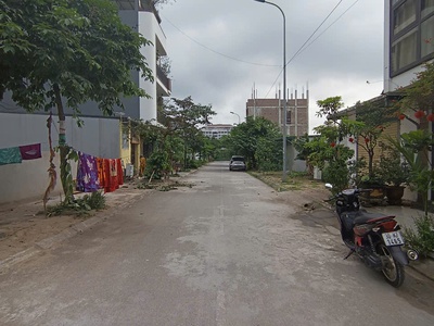 Bán đất phân lô 46m2 ô tô tránh vỉa hè rộng sổ đẹp kinh doanh đỉnh giá bất ngờ tại khu vip trâu quỳ 0