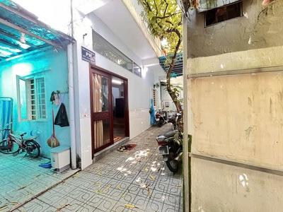 Giá mềm nhất gò vấp : 9.1 tỷ - dương quảng hàm - phường 5 -dt nhà 10x9m - dt sân 2x10m -  kết cấu 4