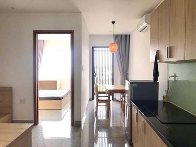 Bán nhà mặt phố 6 tầng thang máy, đường rộng 10,5m lề 12m 2