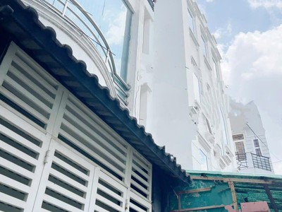 Nhà mới 5 tầng cách nặt tiền 15m hẻm thẳng xe hơi sổ vuông 47m2 gía 8,25 tỷ thương lượng 0