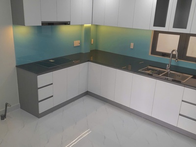 Nhà mặt tiền kênh tân hóa   p.14, q.6   vị trí đẹp, nhà xây mới, có thang máy   giá tốt chỉ 10 tỷ 2